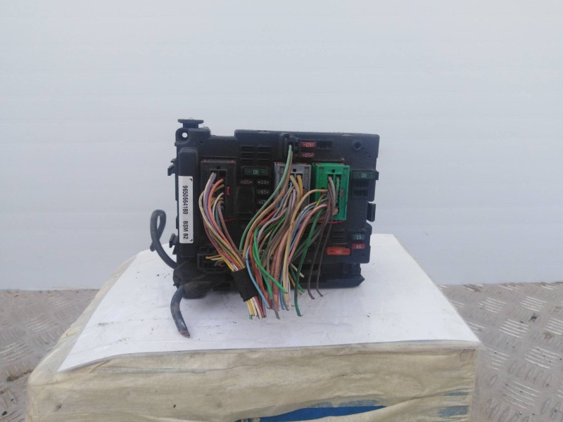 Recambio de caja bsm para peugeot 206 berlina    |   0.98 - ... | 1998 referencia OEM IAM  9650664180 