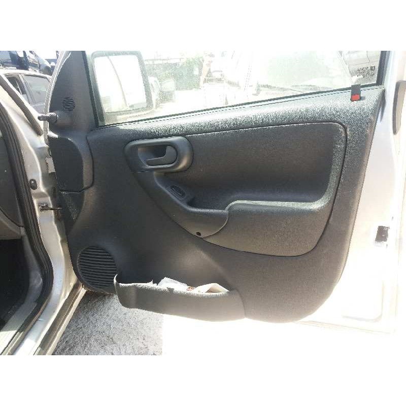 opel combo (corsa c) familiar   |   01.03 - 12.04 | 2003 - 2004 | 65 cv / 48 kw del año 2003