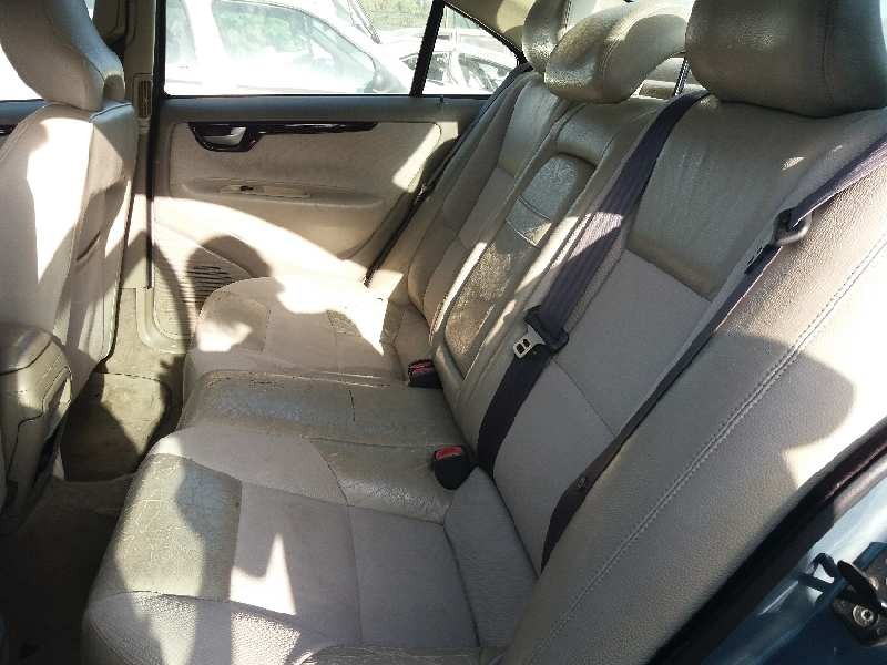 volvo s60 berlina 2.4 diesel cat   |   0.00 - ... | 2000 | 163 cv / 120 kw del año 2000