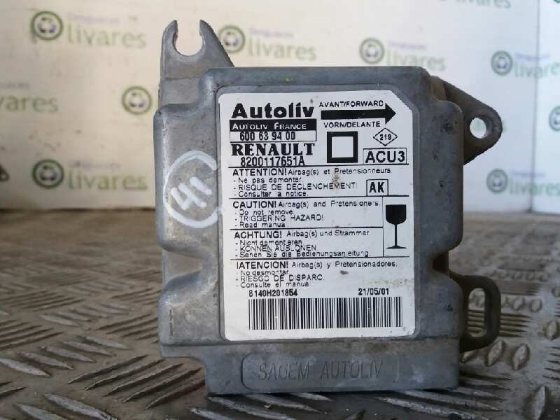 Recambio de centralita airbag para renault megane i classic (la0)    |   0.96 - 0.01 | 1996 - 2001 referencia OEM IAM 550548400 
