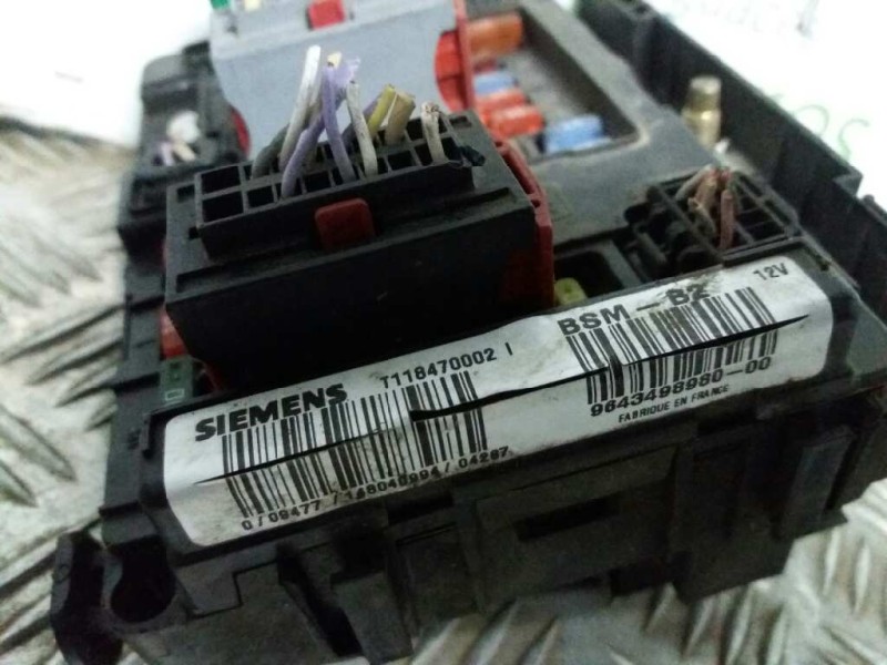 Recambio de caja reles / fusibles para peugeot partner (s2) 1.9 diesel   |   0.02 - ... | 2002 | 69 cv / 51 kw referencia OEM IA
