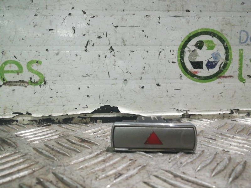 Recambio de warning para ford mondeo ber. (ca2) trend   |   05.07 - 12.10 | 2007 - 2010 | 125 cv / 92 kw referencia OEM IAM   