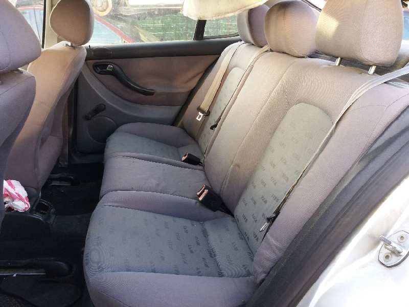 seat leon (1m1)    |   0.99 - 0.06 | 1999 - 2006 del año 1999