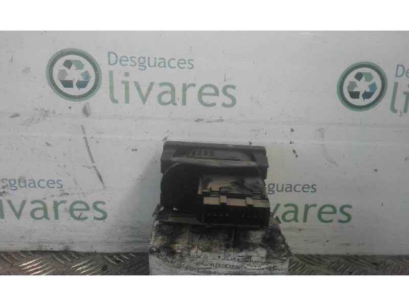 Recambio de mando luces para ford focus berlina  (cap)    |   0.04 - 0.07 | 2004 - 2007 referencia OEM IAM   