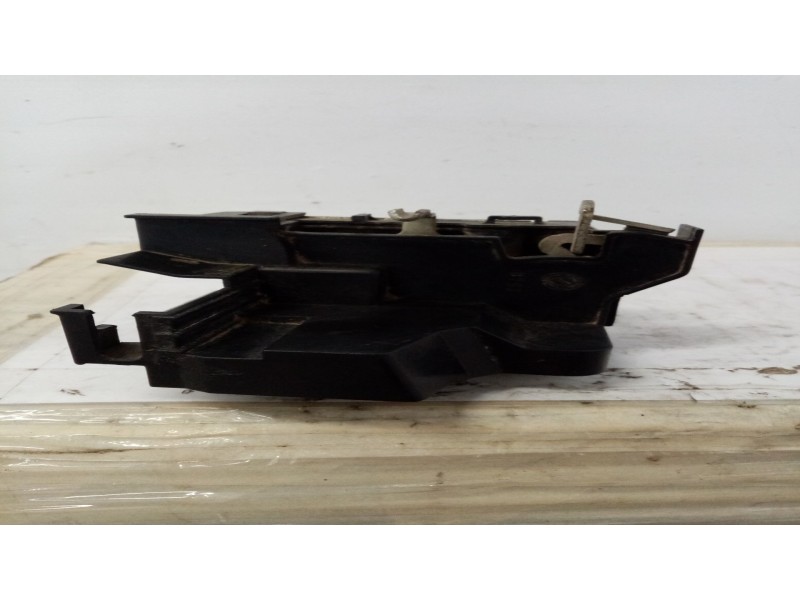 Recambio de cerradura puerta trasera derecha para  referencia OEM IAM B792  