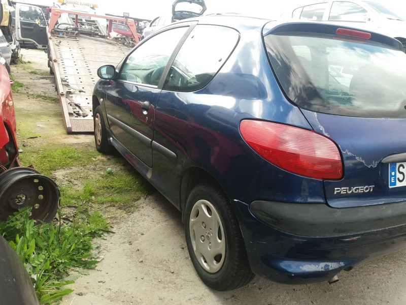 peugeot 206 berlina 1.4   |   0.98 - ... | 1998 | 75 cv / 55 kw del año 1998