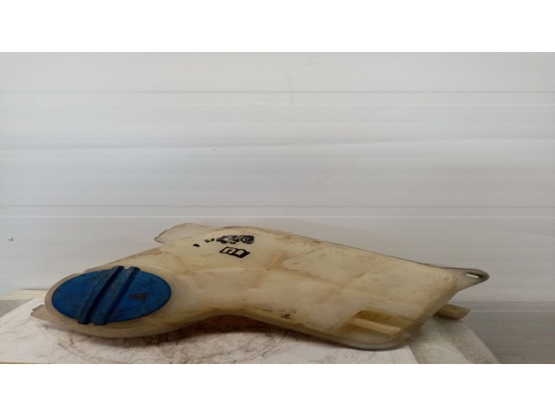 Recambio de deposito expansion para  referencia OEM IAM 8E0121403  