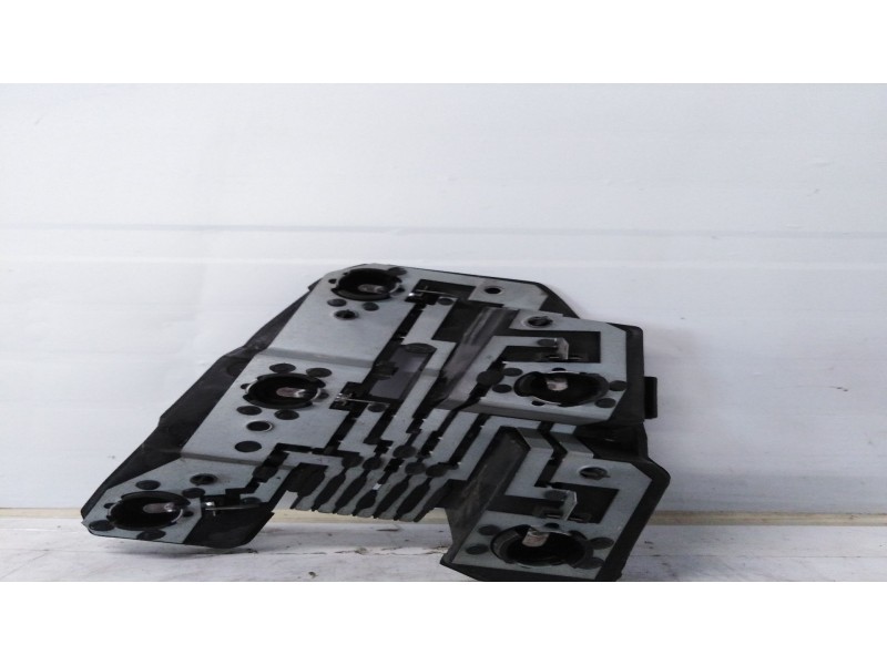 Recambio de portalamparas piloto trasero izquierdo para mg rover serie 45 (rt) 2.0 td   |   0.00 - 0.04 | 2000 - 2004 | 113 cv /