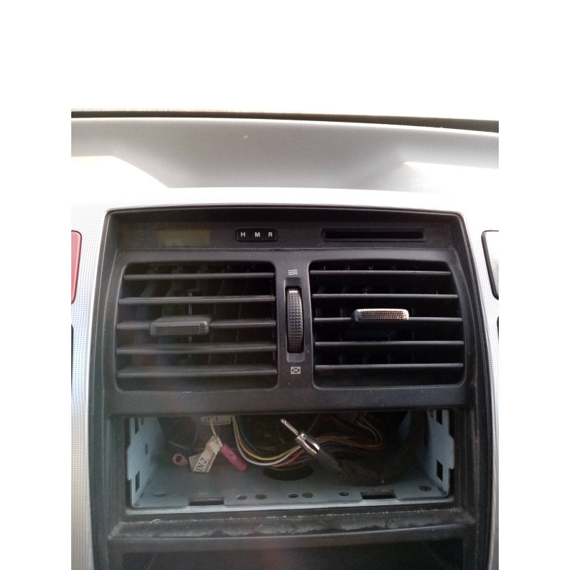 Recambio de aireador calefaccion para hyundai tucson (jm) 2.0 cat   |   0.04 - 0.10 | 2004 - 2010 | 141 cv / 104 kw referencia O