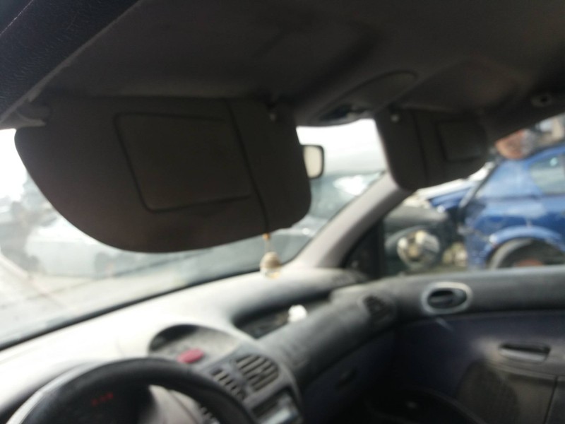 peugeot 206 berlina 1.4   |   0.98 - ... | 1998 | 75 cv / 55 kw del año 1998