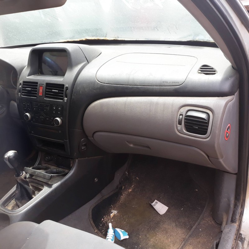 nissan almera (n16/e) 2.2 dci diesel cat   |   0.00 - ... | 2000 | 112 cv / 82 kw del año 2000