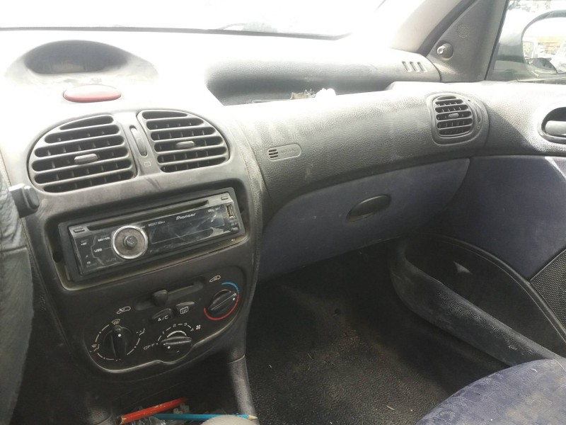 peugeot 206 berlina 1.4   |   0.98 - ... | 1998 | 75 cv / 55 kw del año 1998