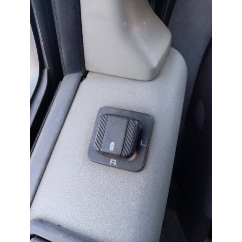 Recambio de mando retrovisor para volkswagen caravelle    |   ... | 0 | 81kw referencia OEM IAM   