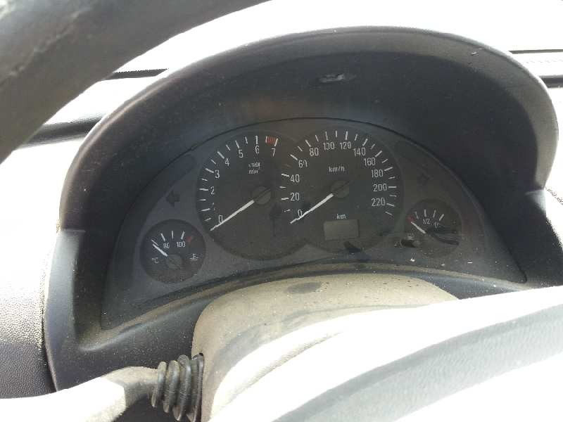 opel corsa c 1.0 12v cat (z 10 xe / lw3)   |   0.00 - ... | 2000 | 58 cv / 43 kw del año 2000