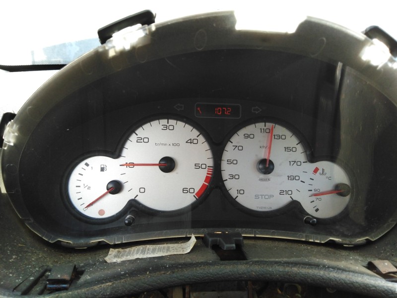 Recambio de cuadro instrumentos para peugeot 206 berlina 1.4 hdi   |   0.98 - ... | 1998 | 68 cv / 50 kw referencia OEM IAM   