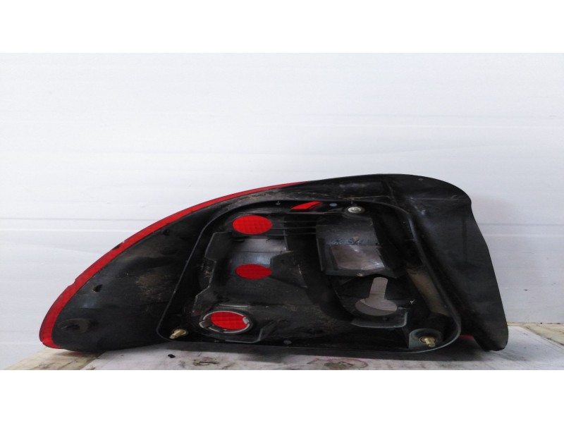 Recambio de piloto trasero derecho para mg rover serie 45 (rt) 2.0 td   |   0.00 - 0.04 | 2000 - 2004 | 113 cv / 83 kw referenci