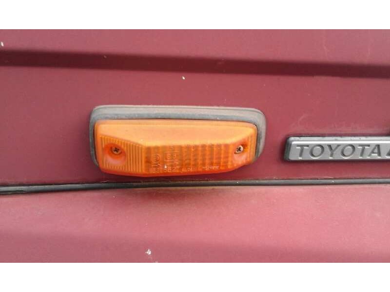 Recambio de piloto lateral derecho para toyota land cruiser j73 250 td   |   ... | 0 | 99 cv / 73 kw referencia OEM IAM   