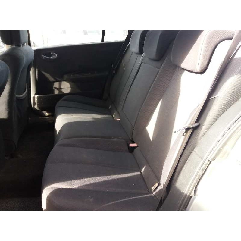 renault megane ii familiar 1.9 dci diesel   |   0.03 - ... | 2003 | 120 cv / 88 kw del año 2003