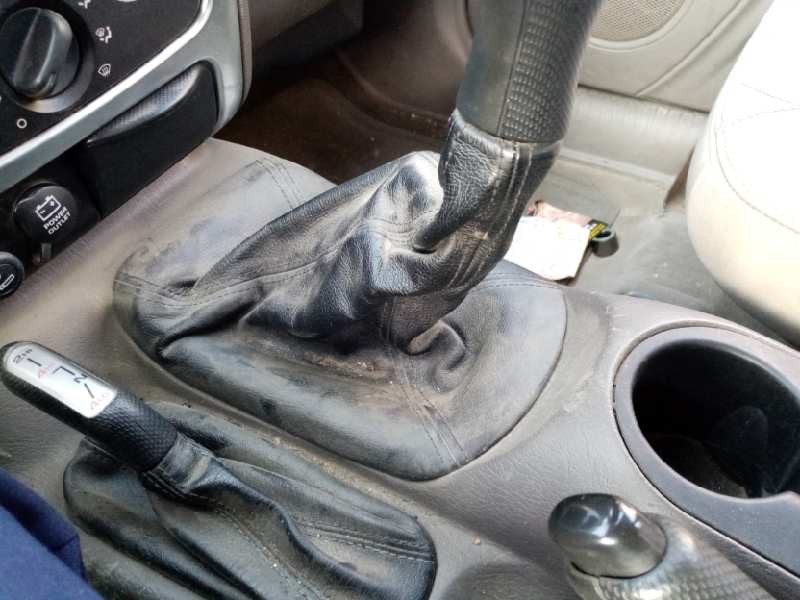 Recambio de guarnecidos palanca cambio para chrysler jeep cherokee (kj)    |   0.02 - 0.08 | 2002 - 2008 referencia OEM IAM 0507