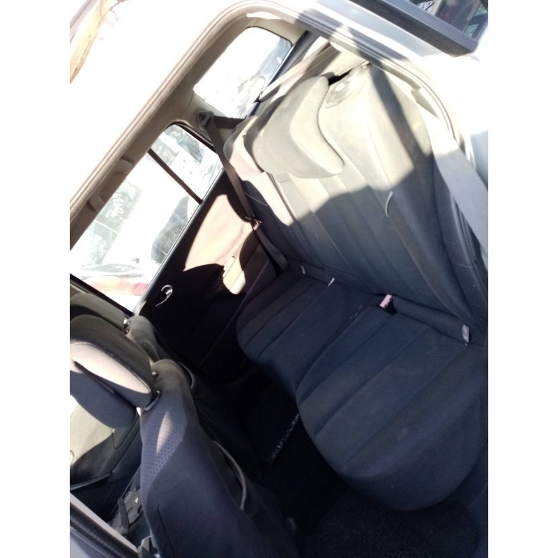 renault megane ii familiar 1.9 dci diesel   |   0.03 - ... | 2003 | 120 cv / 88 kw del año 2003