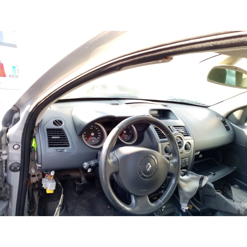 renault megane ii familiar 1.9 dci diesel   |   0.03 - ... | 2003 | 120 cv / 88 kw del año 2003