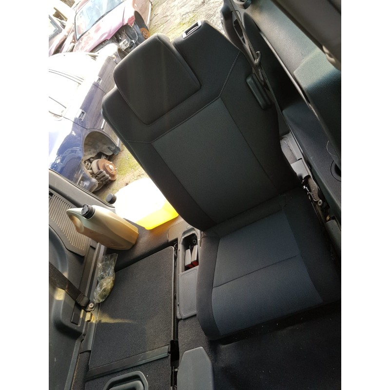 Recambio de asientos trasero izquierdo para opel zafira b 1.9 cdti   |   0.05 - ... | 2005 | 120 cv / 88 kw referencia OEM IAM  