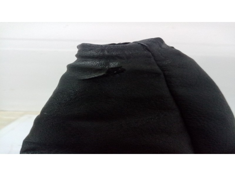 Recambio de guarnecidos palanca cambio para  referencia OEM IAM    Recambio de guarnecidos palanca cambio para  referencia OEM IAM