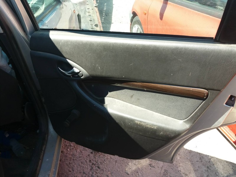 ford focus berlina (cak) ambiente   |   08.98 - 12.04 | 1998 - 2004 | 101 cv / 74 kw del año 1998