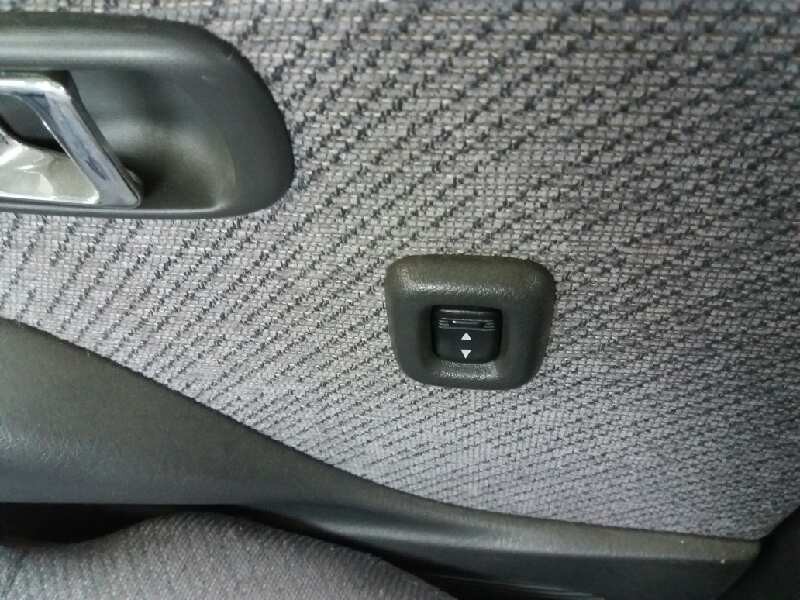 Recambio de mando elevalunas trasero izquierdo para daihatsu sirion (m1..) 1.0 12v cat   |   0.02 - 0.05 | 2002 - 2005 | 58 cv /