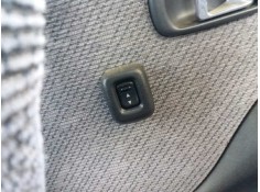 Recambio de mando elevalunas trasero derecho para daihatsu sirion (m1..) 1.0 12v cat   |   0.02 - 0.05 | 2002 - 2005 | 58 cv / 4