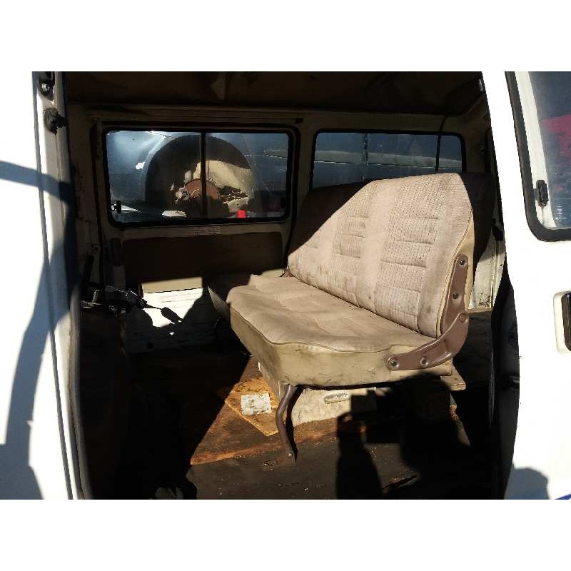 nissan vanette (c 220) vanette  transporter   |   07.83 - ... | 1983 | 69 cv / 51 kw del año 1983