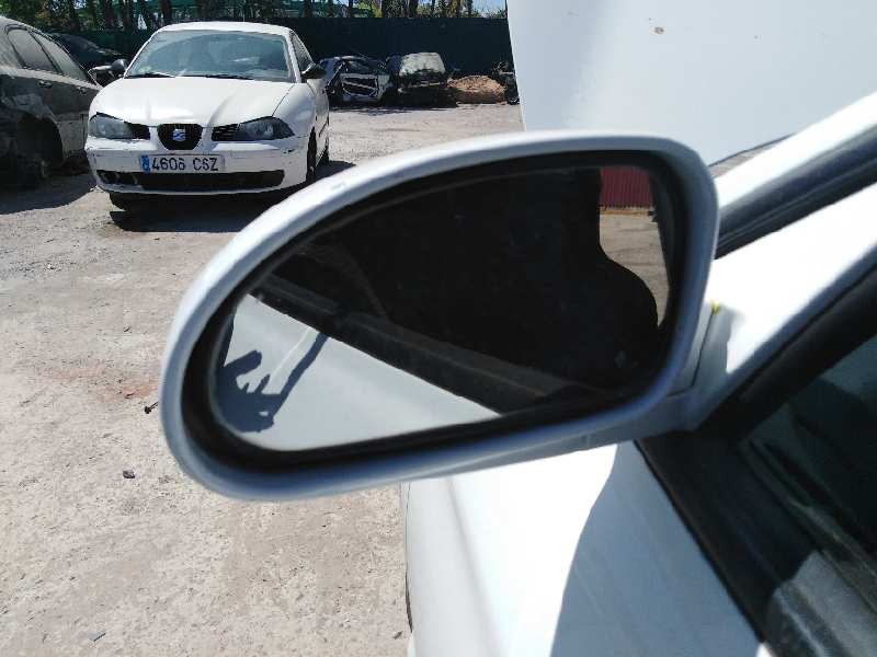 Recambio de retrovisor izquierdo para hyundai coupe (j2)    |   0.96 - 0.99 | 1996 - 1999 referencia OEM IAM    Recambio de retrovisor izquierdo para hyundai coupe (j2)    |   0.96 - 0.99 | 1996 - 1999 referencia OEM IAM