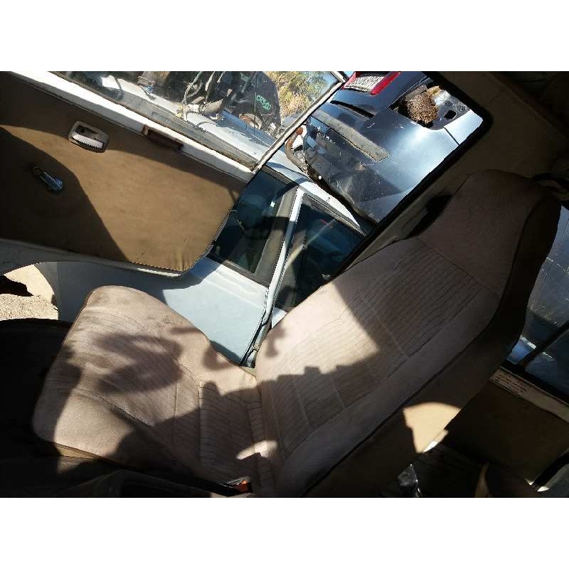 nissan vanette (c 220) vanette  transporter   |   07.83 - ... | 1983 | 69 cv / 51 kw del año 1983