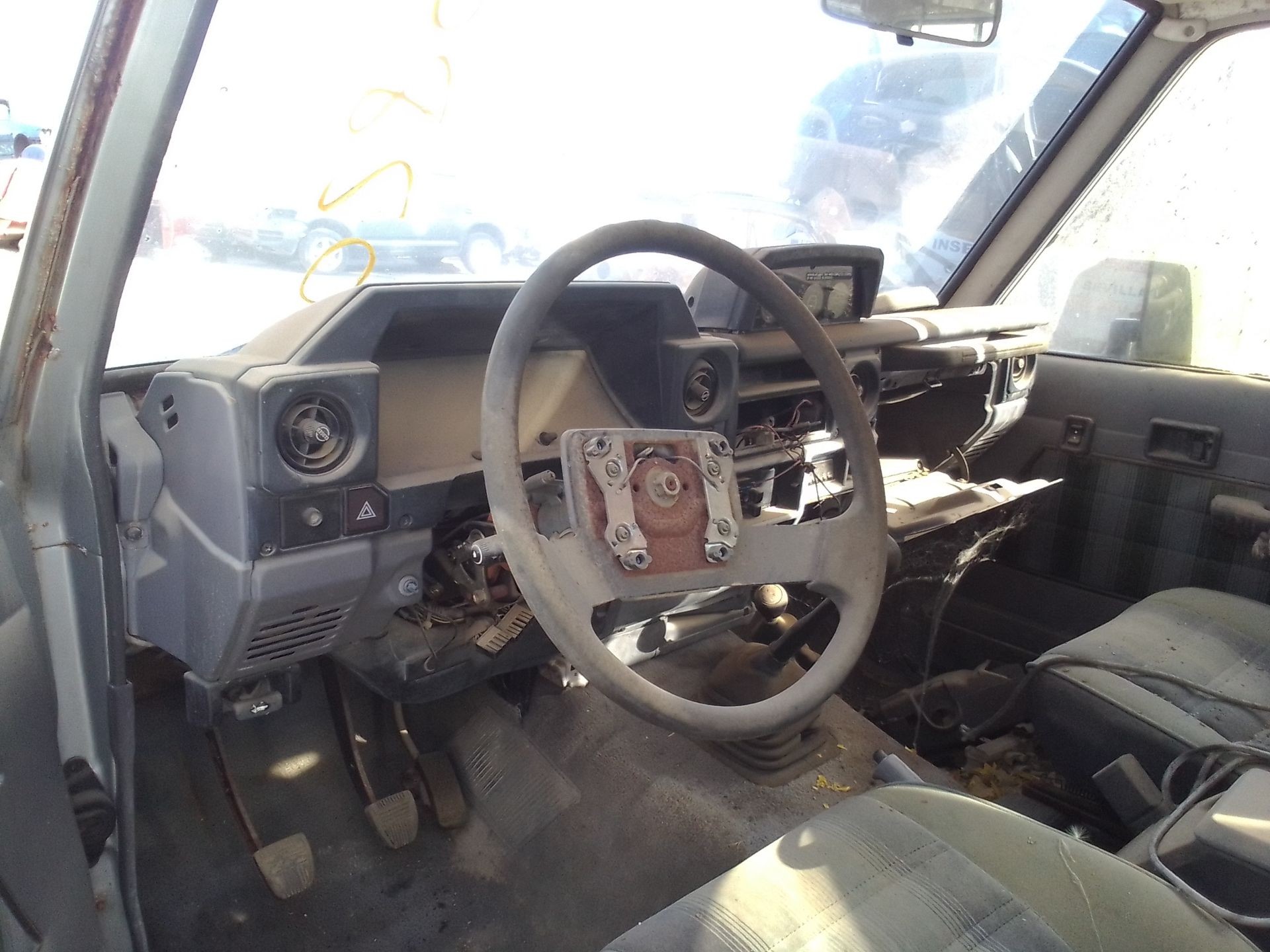 6922090K00 POIGNEE DE PORTE AVANT GAUCHE / 2191415 POUR TOYOTA LAND CRUISER _J7 - Photo 9/10