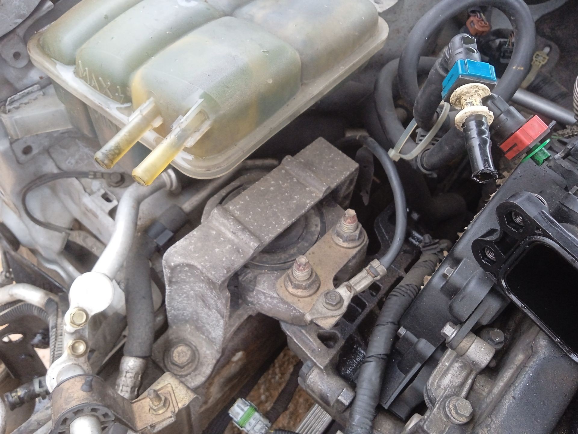 Mazda Algemeen HALTER B32T39060B