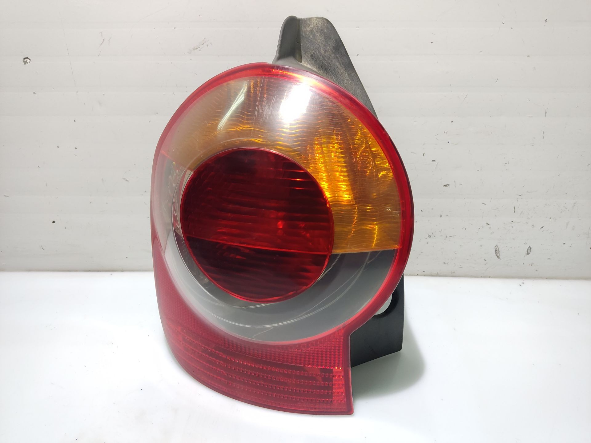 Rückleuchte Heckleuchte links PY21W für Renault Laguna III Grandtour KT0/1 Rückleuchte Heckleuchte links PY21W für Renault Laguna III Grandtour KT0/1