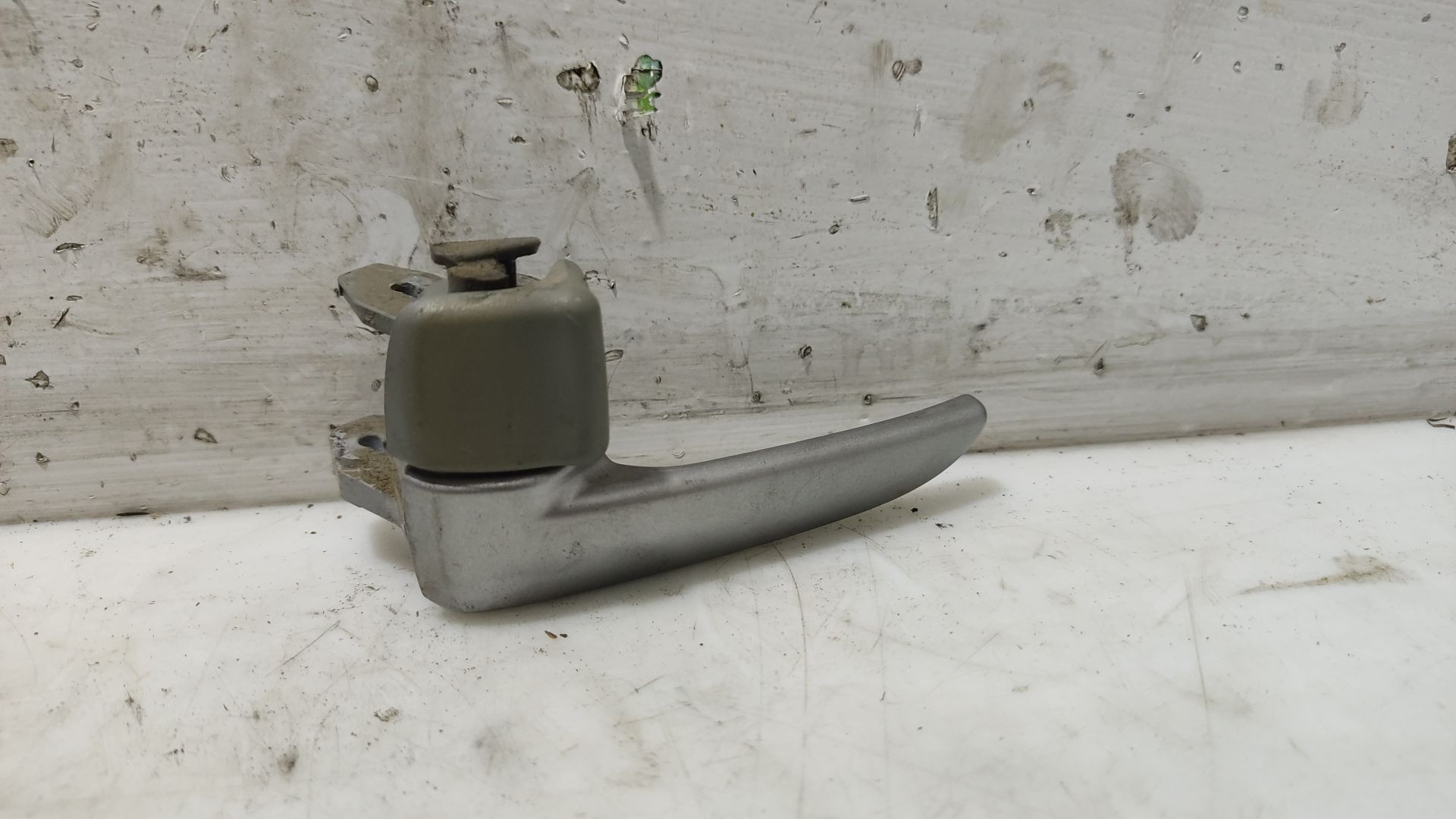 Mazda 2 (NB/NC/ND/NE) Hatchback 1.4 CiTD (F6JA) DOOR HANDLE INNER LEFT REAR D35159330C71
