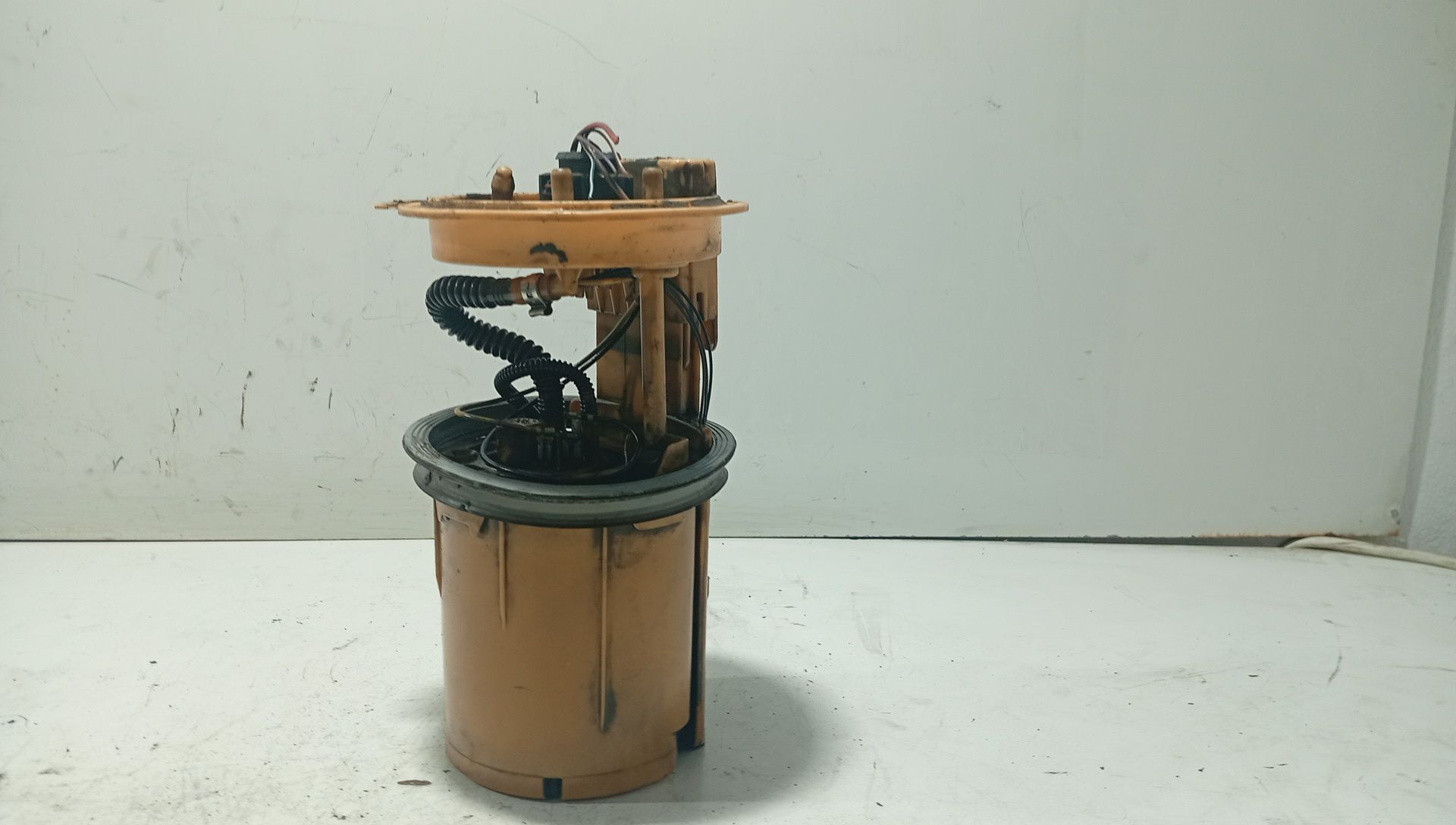 1K0919050D CAPTEUR NIVEAU DE CARBURANT / A2C53041385 / 2420145 POUR AUDI A3 8P1 - Photo 1/10