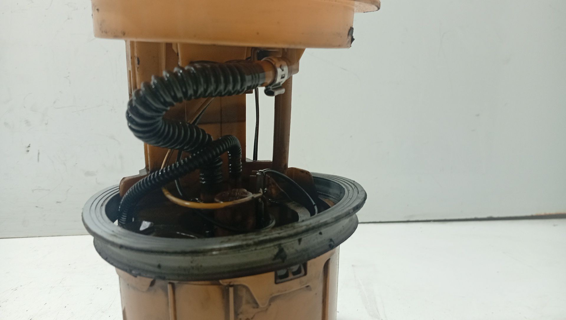 1K0919050D CAPTEUR NIVEAU DE CARBURANT / A2C53041385 / 2420145 POUR AUDI A3 8P1 - Photo 4/10